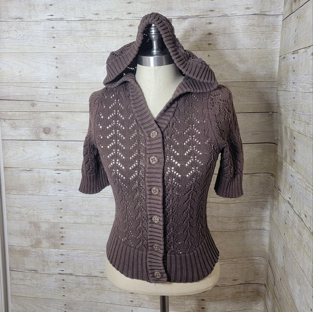 Fossil sweater